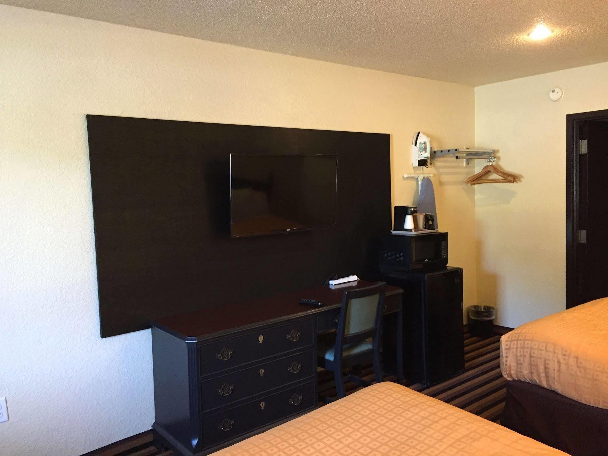 Travelers Inn Elizabeth City Zewnętrze zdjęcie